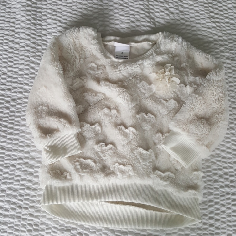 Cream Faux Fur with Raised Hearts and Fabric Bow